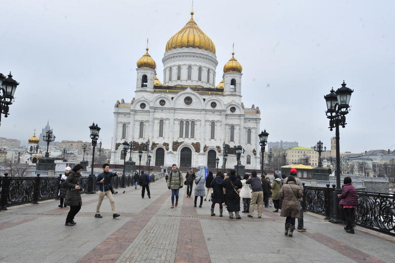 Школьники из Вороновского будут волонтерами на празднике в храме Христа Спасителя. Фото: "Вечерняя Москва"