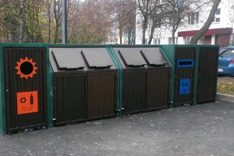 Современные мусорные контейнеры установили в Щербинке