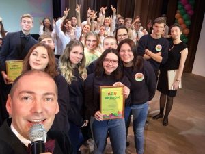 Финальный этап игр «Клуба веселых и находчивых» прошел в Новой Москве. Фото: официальный сайт школы №2075