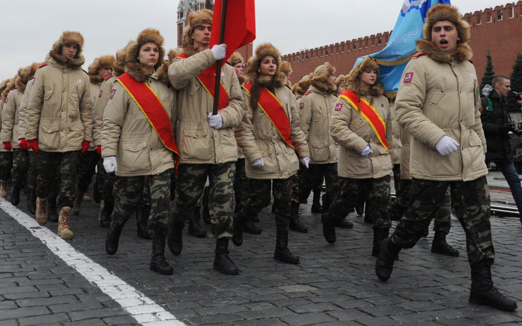 Юнармейцы устроили флешмоб в военном музее. Фото: архив, "Вечерняя Москва"