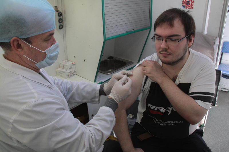В преддверии зимы более шести миллионов жителей Москвы привились от гриппа