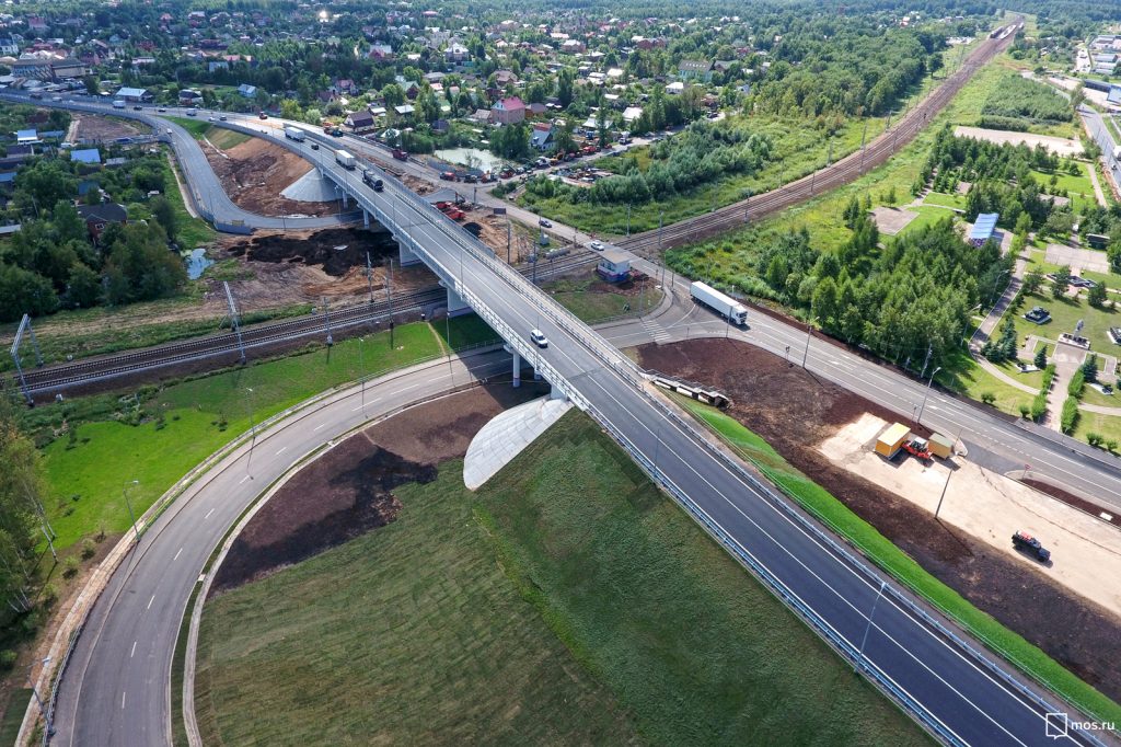 9 августа 2017 года, открытие современного путепровода в Крекшине. Фото: пресс-служба мэра и Правительства Москвы