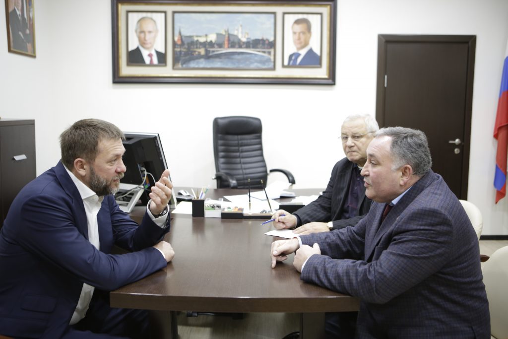 Дмитрий Саблин обсудил проблемы Щербинки с главой администрации