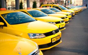Еще 40 стоянок такси появится в Москве