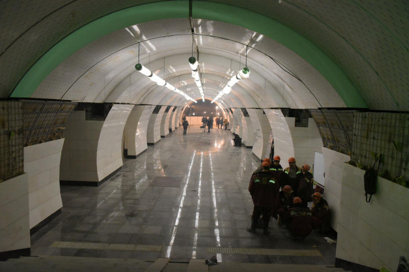 Постоянную схему освещения подключили на стации метро «Рассказовка»