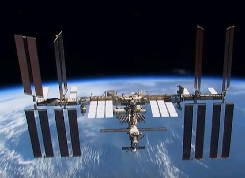 Российские члены экипажа МКС выйдут в открытый космос