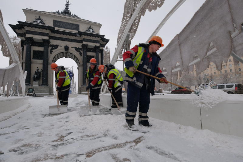 Пятая часть месячной нормы снега выпала в Москве