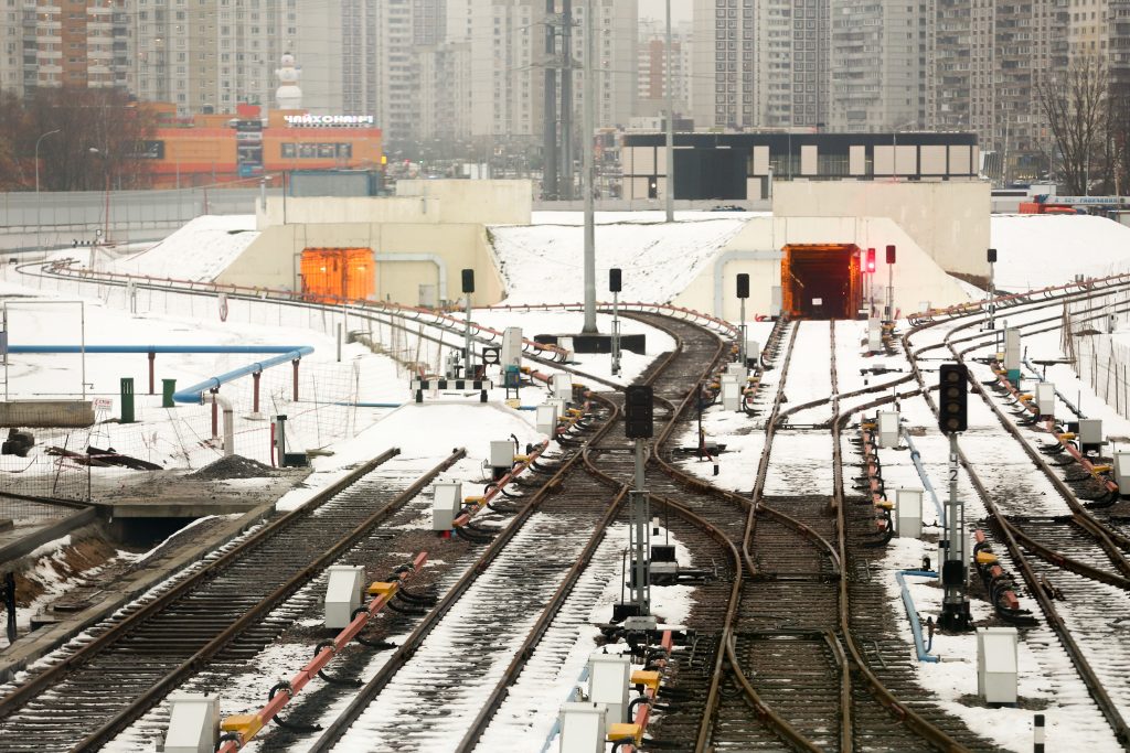 Поезда ходят в штатном режиме. Фото: Дмитрий Рухлецкий