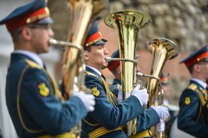 Слава армии родной: День защитника Отечества в Филимонковском отпразднуют с музыкой и танцами. Фото: Наталья Феоктистова