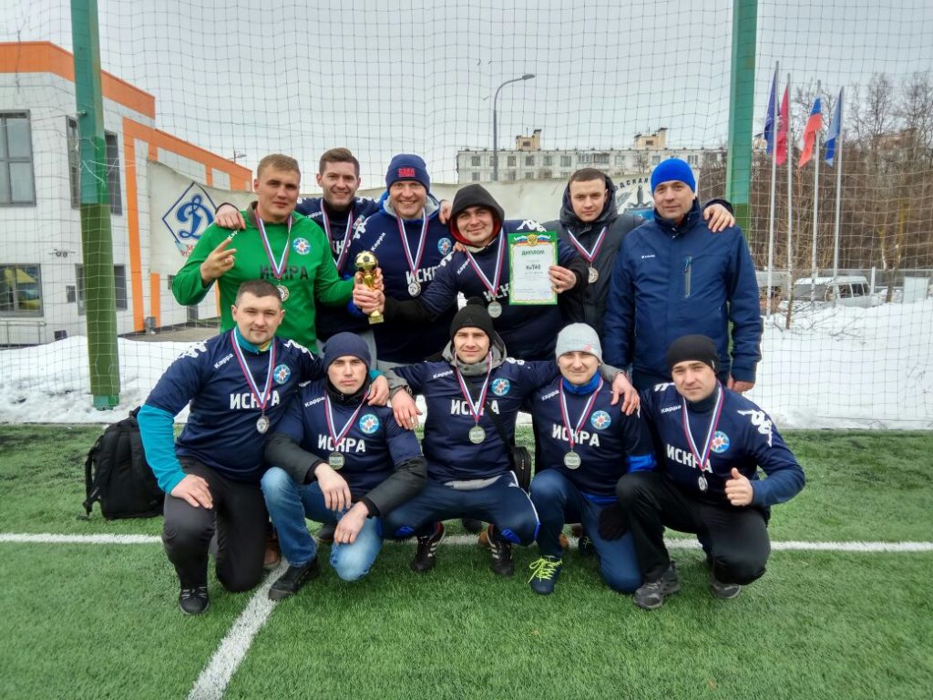 Пожарные новой Москвы стали призерами в соревнованиях по мини-футболу, завоевав бронзу
