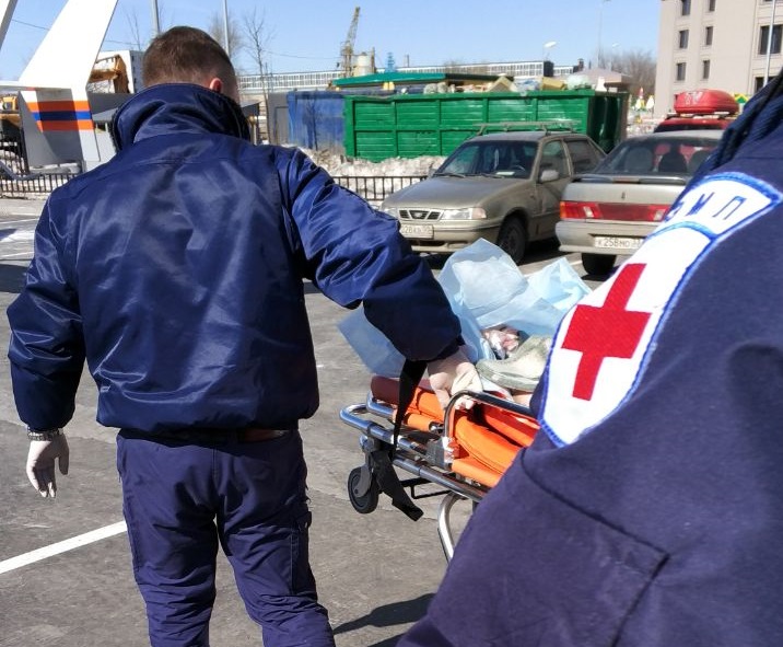 Вертолет Московского авиационного центра вылетел для спасения ребенка