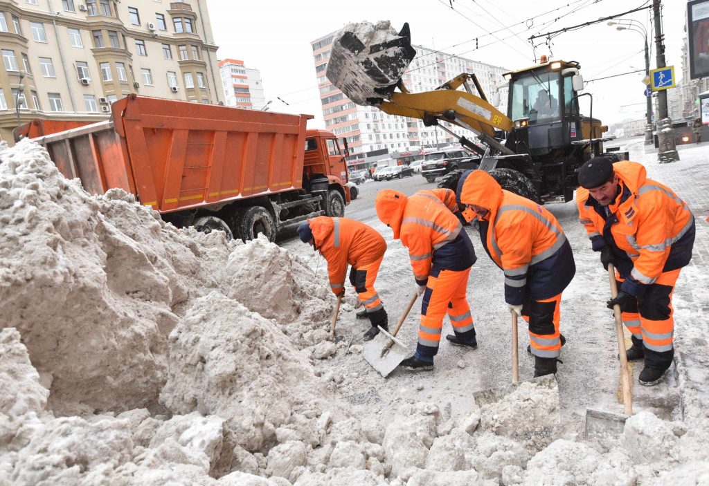 Свыше миллиона кубометров снега утилизируется в городе каждый день
