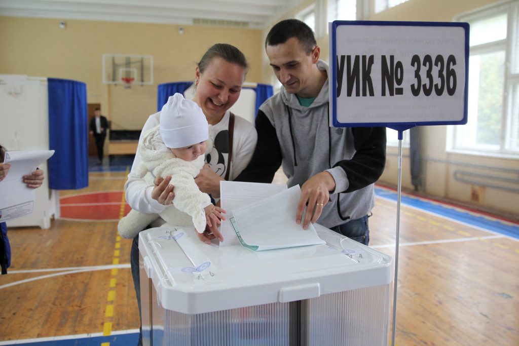 Специалисты ЦИК утвердили оборудование для голосования. Фото: архив, «Вечерняя Москва»