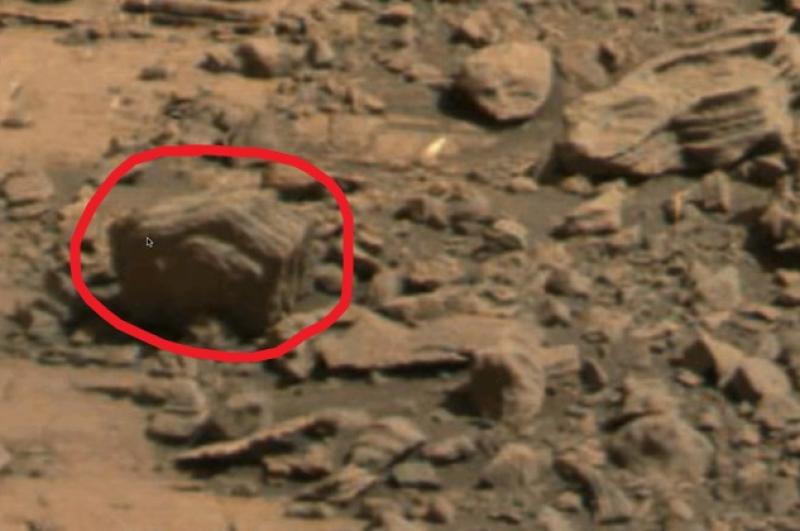 Ученые: Красный спорткар Илона Маска может занести на Марс земные бактерии