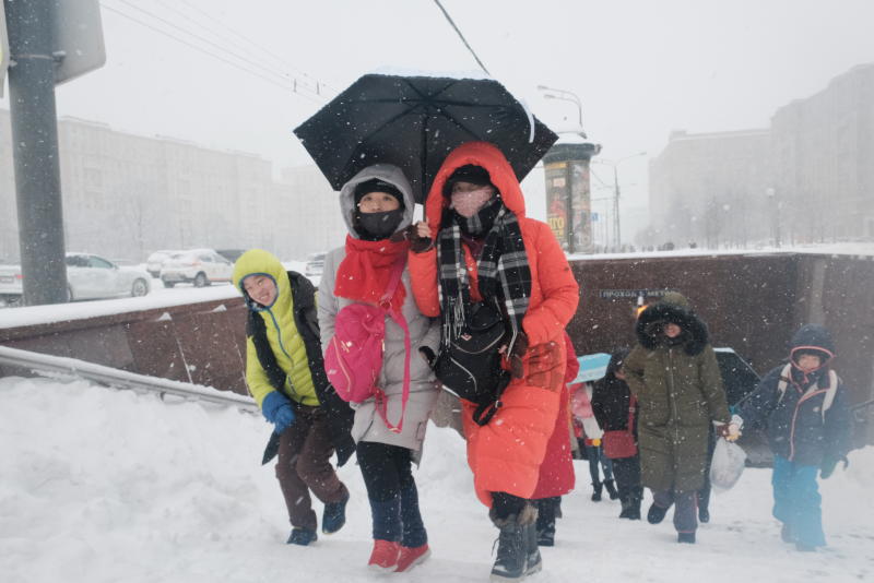 Жителей Москвы напугали сильным ветром