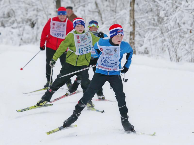 Более 150 атлетов приняли участие в закрытии лыжного сезона в Троицке