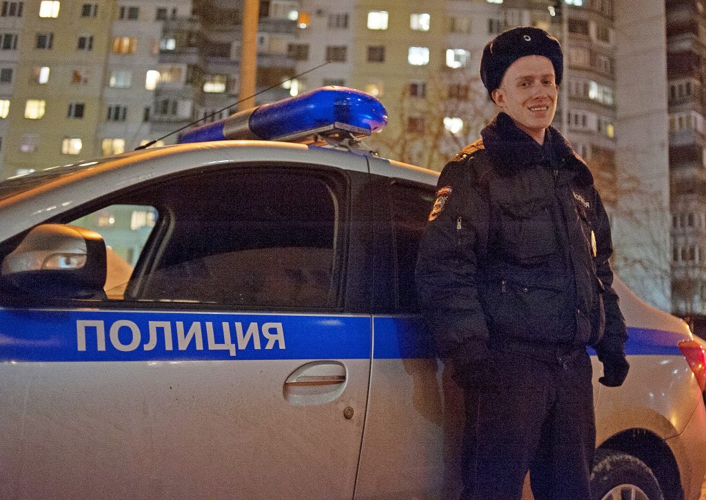 Полицейские навестят два десятка торговых точек. Фото: Александр Кожохин