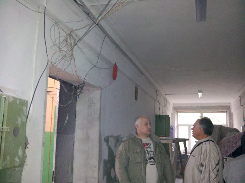 Капитальный ремонт в Кокошкино завершат в сентябре 2018 года. Фото: Анатолий Сидоров, «Вечерняя Москва»