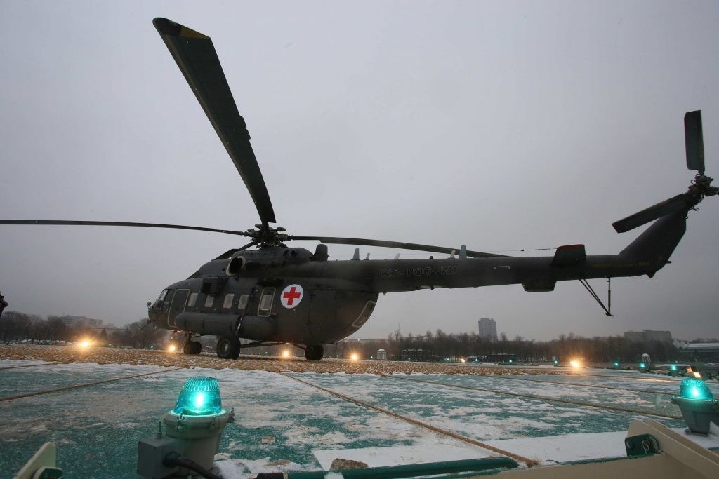 Два вертолета МАЦ подготовили для вылета к месту чрезвычайной ситуации. Фото: архив, «Вечерняя Москва»