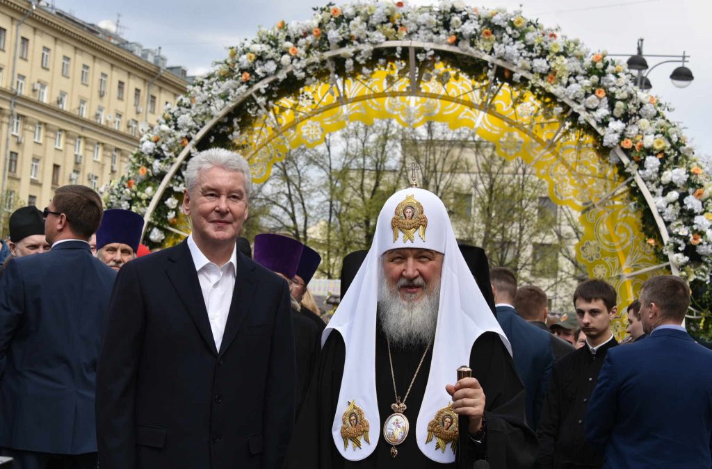 Собянин и Патриарх Кирилл посетили благотворительный фестиваль «Пасхальный дар»