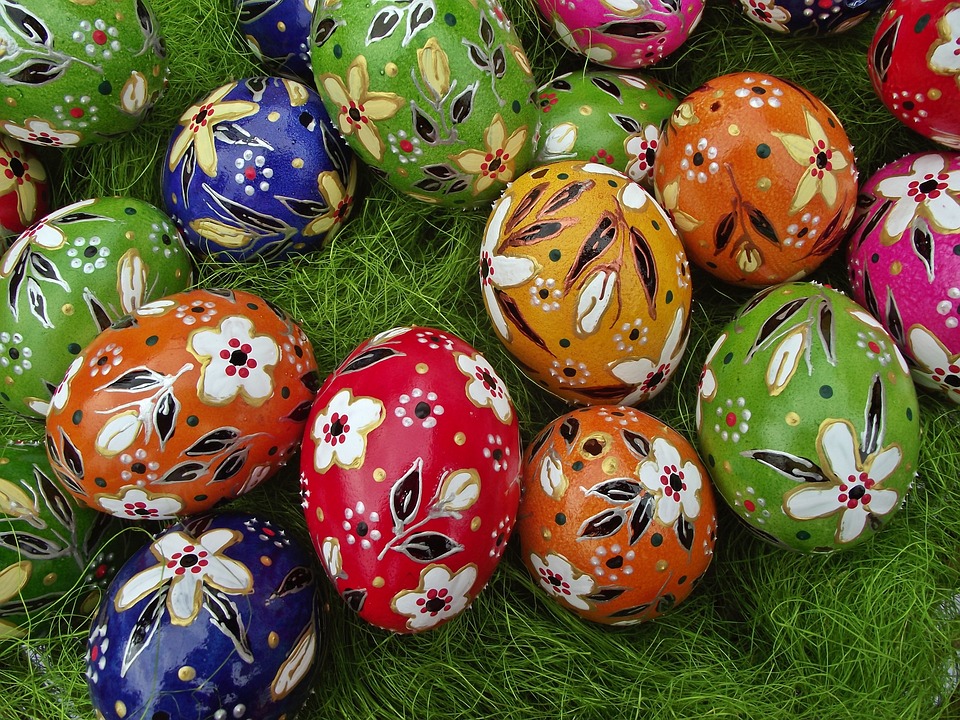 Выбор цветов и узоров для украшения пасхальных яиц ограничивается только вашей фантазией. Фото: сайт pixabay