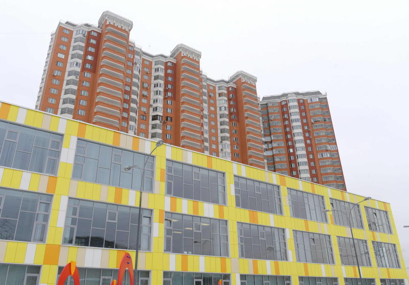 Две школы и семь детских садов возведут в рамках строительства жилищного комплекса в Сосенском