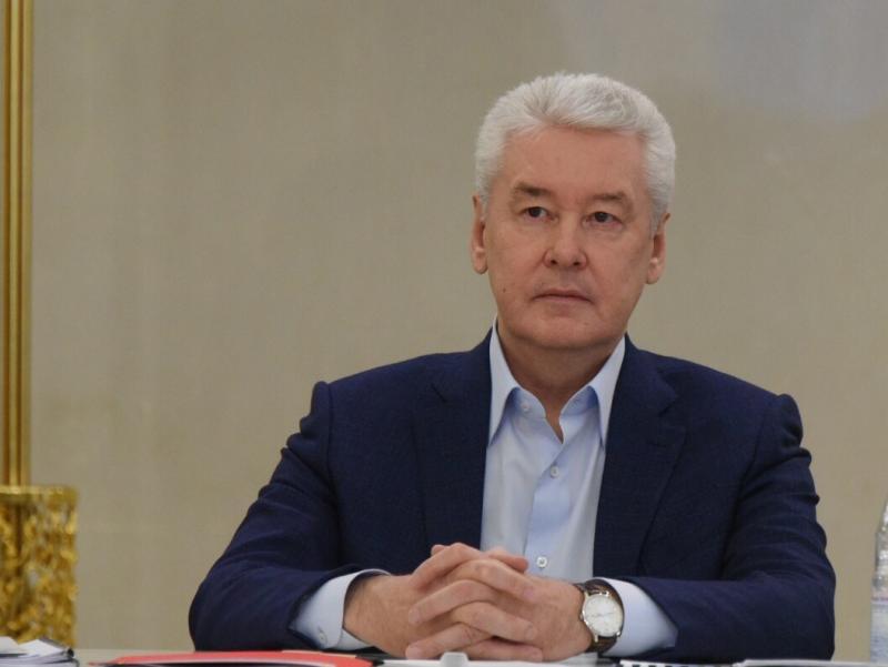Собянин осмотрел ход строительства платформы «Новохохловская»