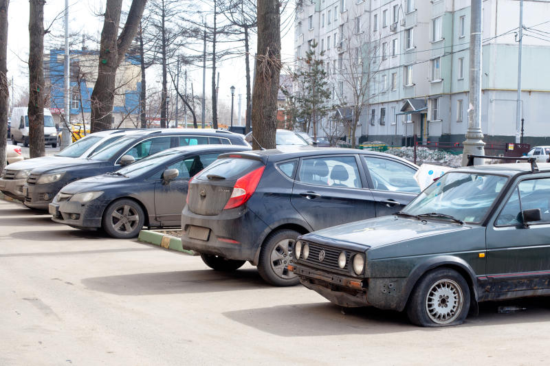 Парковочные карманы отремонтируют в Десеновском