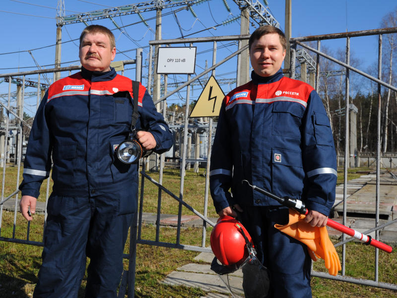 Опоры линий электропередачи обновят в Новой Москве