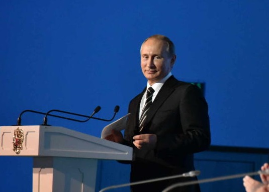 Путин выразил уверенность в успехе программы реновации в Москве