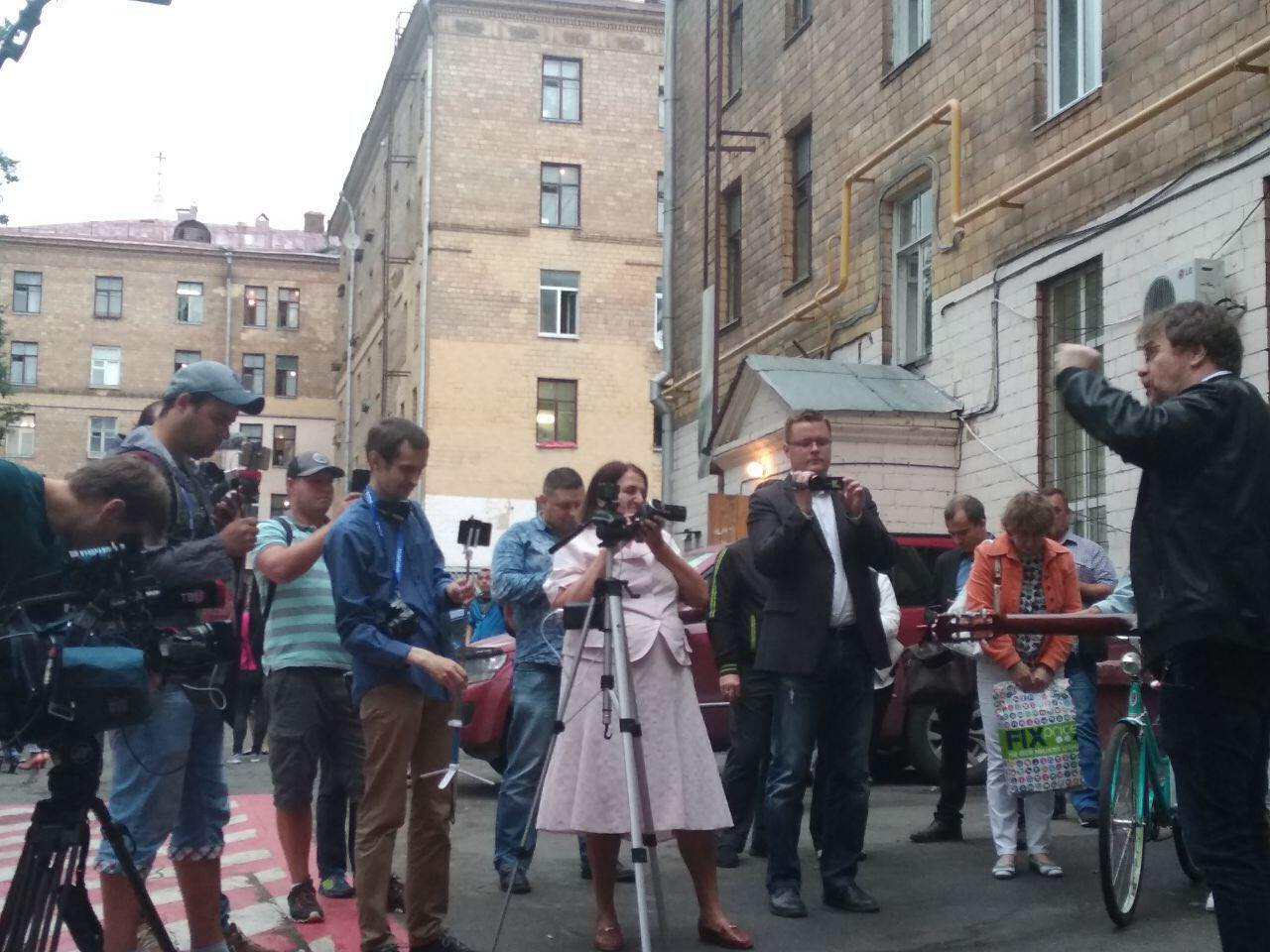 Команда кандидата в мэры Москвы Вадима Кумина провела встречу с жителями района Измайлово