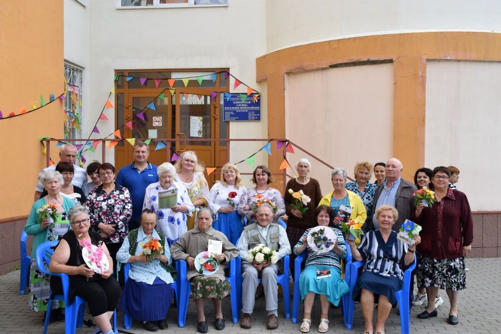 Мастер-класс для пенсионеров провели в Первомайском