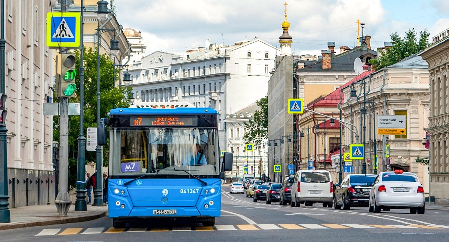 Новые выделенные полосы появились на семи улицах Москвы