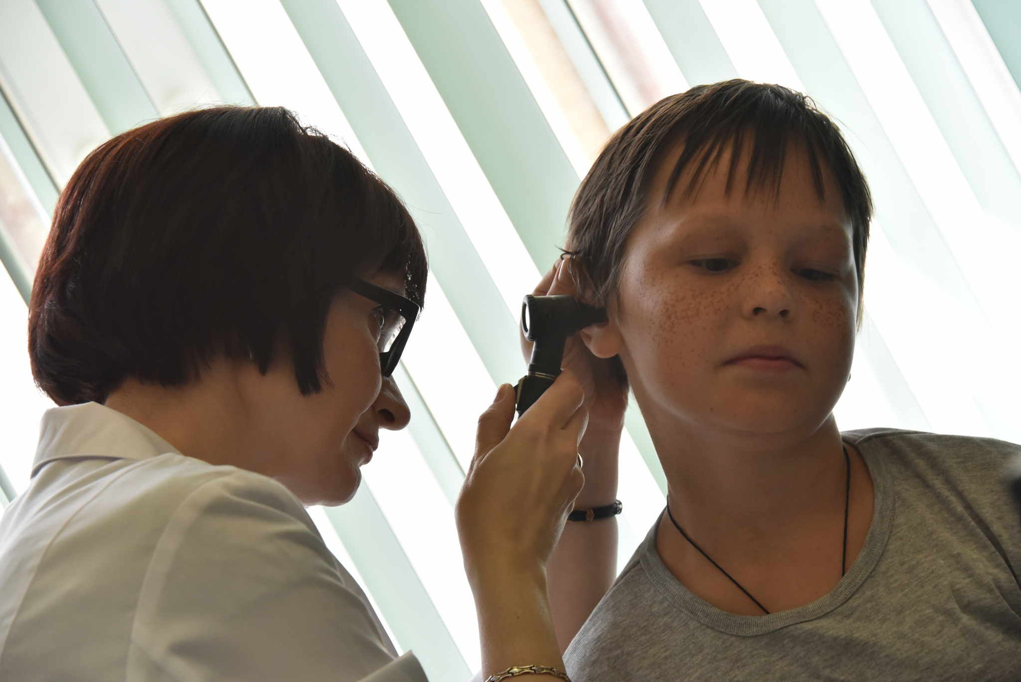 Школьники смогут получить справки в поликлиниках к началу учебы без очередей. Фото: архив, «Вечерняя Москва»