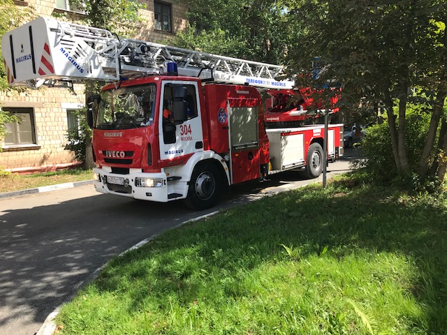 Пожарные гидранты проверили на работоспособность в Рязановском