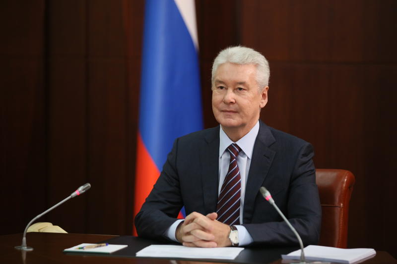 Избранный на второй срок мэр Москвы официально вступил в должность