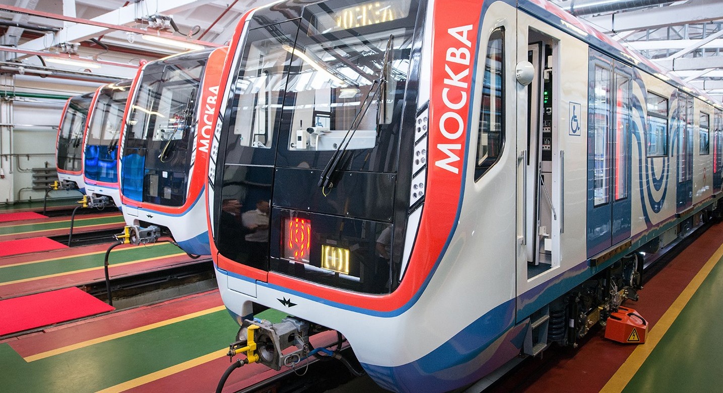 Поезд нового поколения запустили на «оранжевой» ветке метро