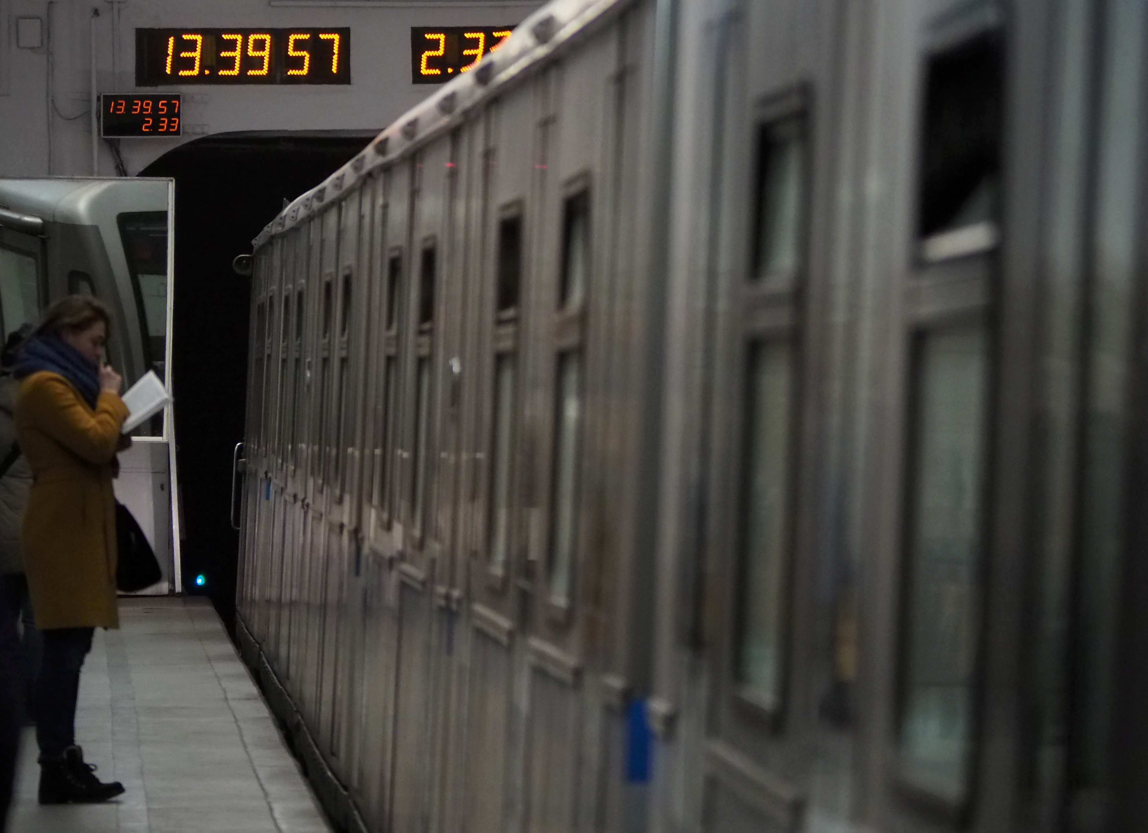 Более двух миллионов пассажиров воспользовались новым участком Калининско-Солцевской линии метро. Фото: архив, «Вечерняя Москва»