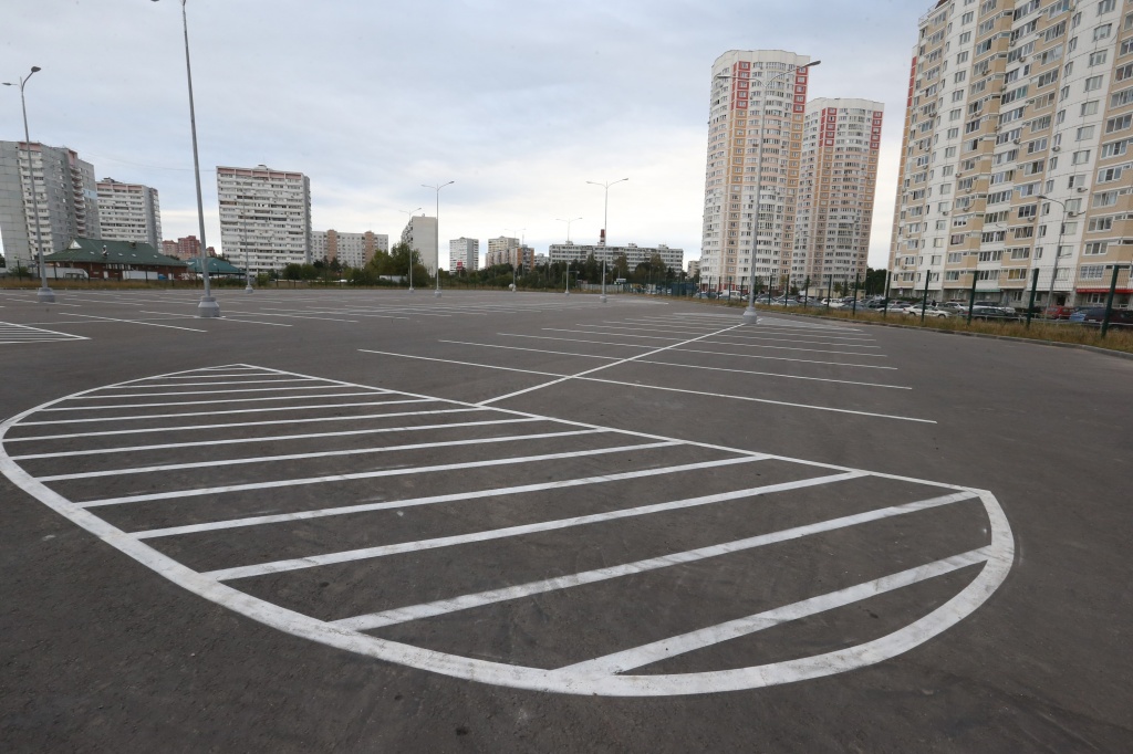 Новые парковки планируют открыть в Московском в октябре