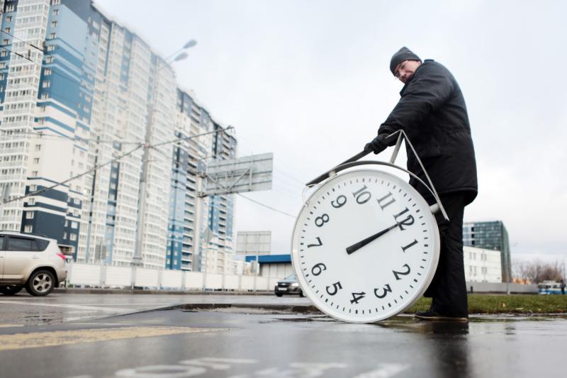Почти 150 городских часов отремонтируют в Москве за два месяца