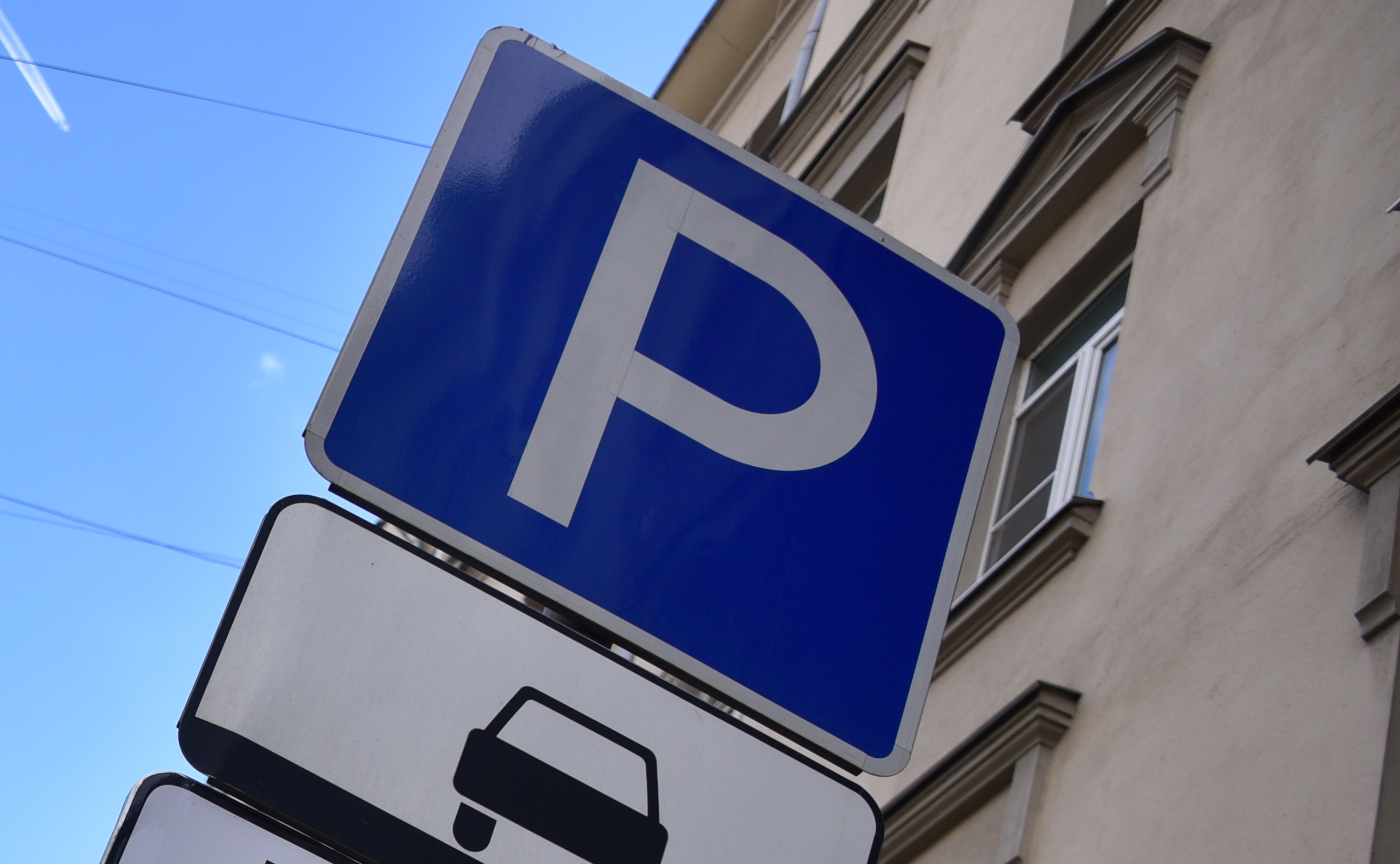 Москвичей порадуют бесплатной парковкой в ноябре