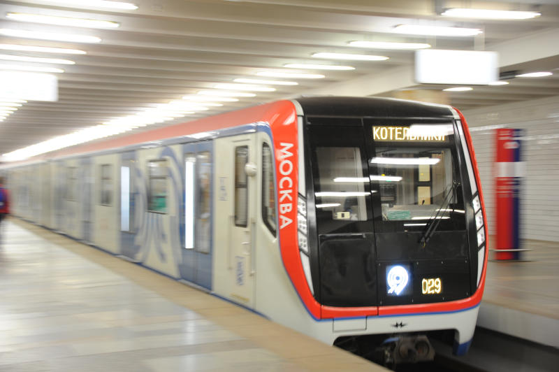 Метро Москвы запустит еще 23 поезда нового поколения