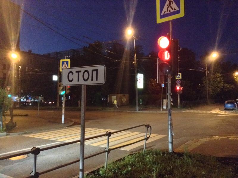 Пешеходные ограждения установили на дорогах Десеновского