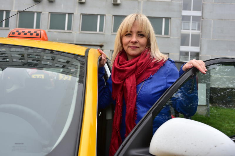Сотрудники Департамента транспорта выяснили возраст машин в столичных таксопарках. Фото: Пелагия Замятина, «Вечерняя Москва»