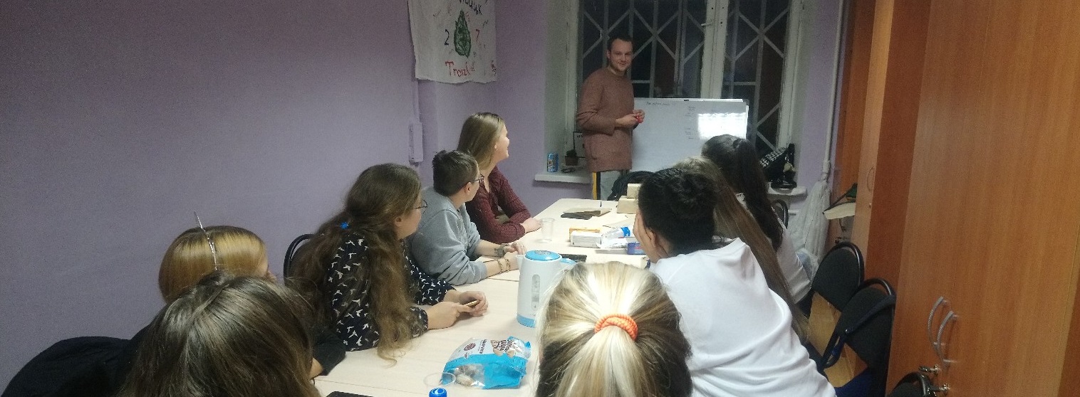Активисты Троицка организовали лекцию о ракетостроении для школьников. Фото: молодежная палата городского округа Троицк