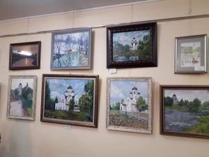 Выставка икон и картин «Наш храм глазами художников» . Фото: Кирилл Николаев