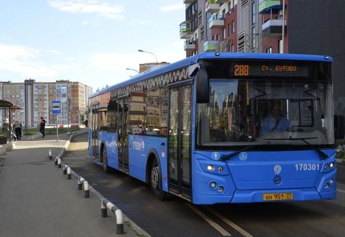 Новые маршруты общественного транспорта запустят в ТиНАО в декабре. Фото: Анна Быкова
