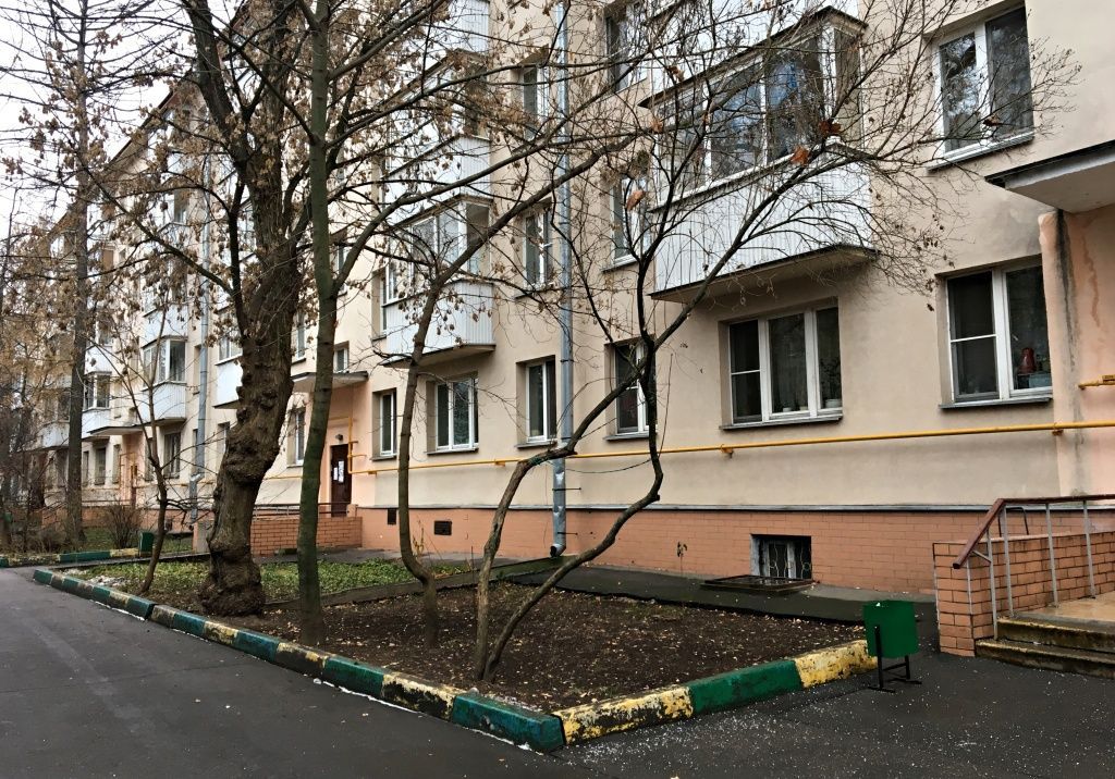 Зима в городе: специалисты поселка Киевский перешли на новый режим работы