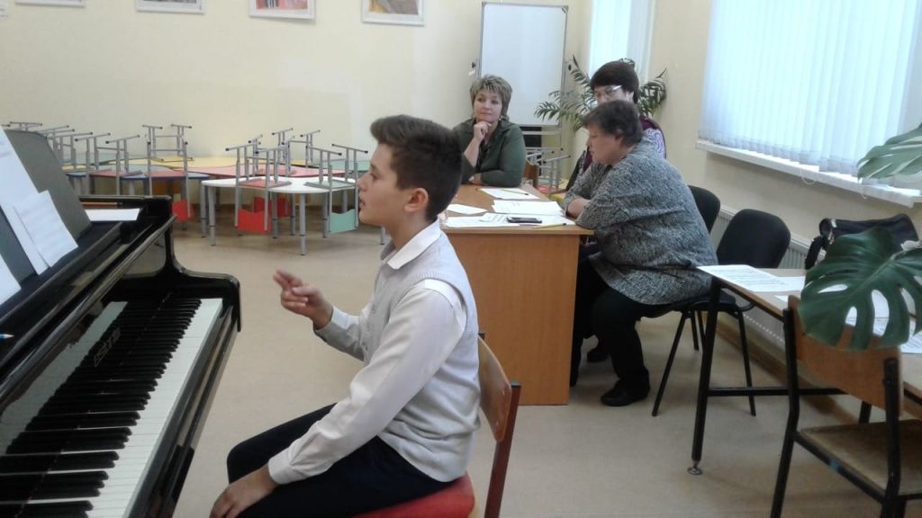 Юные музыканты из Новой Москвы показали знания по сольфеджио
