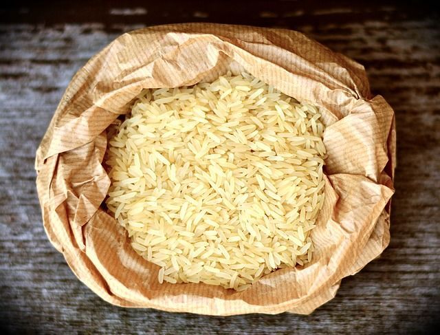 Москвичка купила рисовую крупу за 100 тысяч рублей